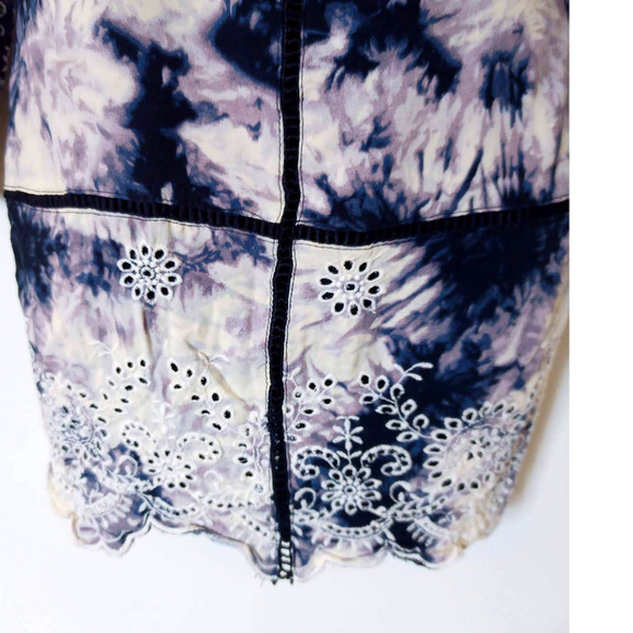 NWOT Romeo and Juliet Couture Tie Dye Embroidered Tunic - Picture 5 of 10